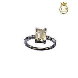 انگشتر نقره طرح جواهر نگین مربع - فروشگاه سیلور تی تی