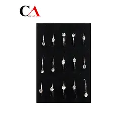 پیرسینگ لب (حلقه ) gil.h.lip1