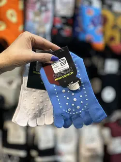 جوراب انگشتی