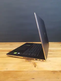 لپ تاپ استوک 15 اینچیHP Spectre X360