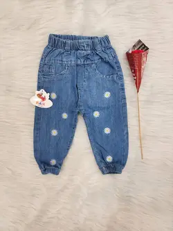 قیمت و خرید شلوار لی بهار طرح گل سفید - سیسمونی آقابزرگ