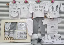 قیمت و خرید 19 تیکه گود مارک طرح خرگوش گوش برجسته طوسی - سیسمونی آقابزرگ