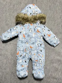 قیمت و خرید کاپشن سرهمی شمعی 673 پوشانک طرح پنگوئن و فوک - سیسمونی آقابزرگ