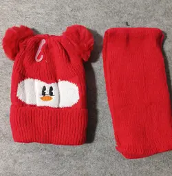 قیمت و خرید شال وکلاه پوم دار خارجی - سیسمونی آقابزرگ