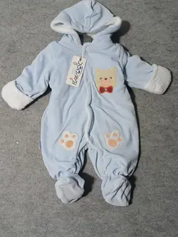 قیمت و خرید سرهمی مخمل خرس پاپیون و ردپا باروک کد 665 - سیسمونی آقابزرگ