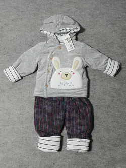 قیمت و خرید شلوار پیشبندی و کت زمستانی 701 باروک طرح خرگوش - سیسمونی آقابزرگ