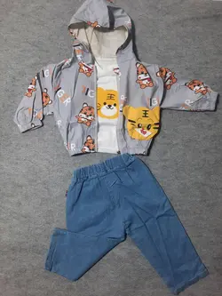 قیمت و خرید سه تیکه لیانا طرح ببر کوچک طوسی - سیسمونی آقابزرگ