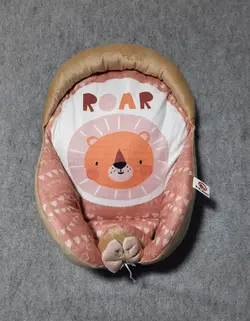 قیمت و خرید آغوش سوییسی مخمل تی تی - سیسمونی آقابزرگ