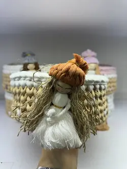 قیمت و خرید سبد لوسیون مکرومه طرح دختر کرم - سیسمونی آقابزرگ