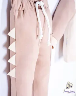 قیمت و خرید بلوز شلوار دایناسور کرم 703 آی نور - سیسمونی آقابزرگ