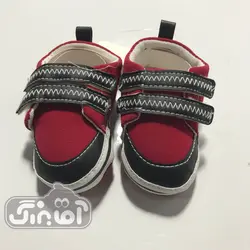 قیمت و خرید پاپوش نوزادی چسبی رنگی نیواستار - سیسمونی آقابزرگ