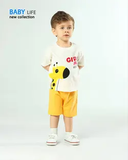 قیمت و خرید بلوز شورت بی بی لایف طرح زرافه - سیسمونی آقابزرگ