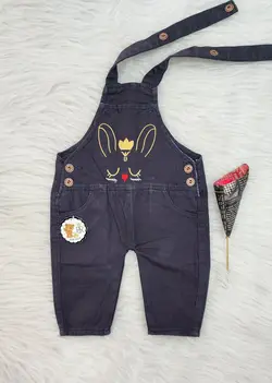 قیمت و خرید پیشبندی کتان بهار گلدوزی خرگوش تاج دار - سیسمونی آقابزرگ