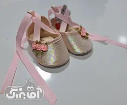 قیمت و خرید پاپوش نوزادی ژیکالو مدل سه گل براق - سیسمونی آقابزرگ
