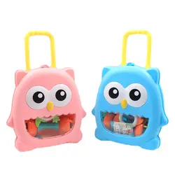 قیمت و خرید پک جغجغه و دندانگیر خارجی 8 عددی نوزاد طرح چمدان جغد - سیسمونی آقابزرگ