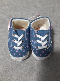 قیمت و خرید پاپوش نوزادی دخترانه تیتیل طرح خالخالی پاپیون - سیسمونی آقابزرگ