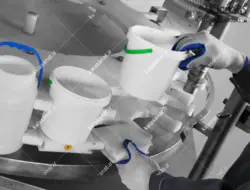 پرکن دبه ماست و سطل ماست دو کیلویی با درب بند اتوماتیک | کالا صنعت