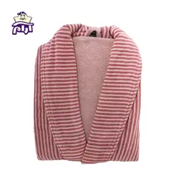 حوله پالتویی نفیس تبریز L مدل دنیر کد 903