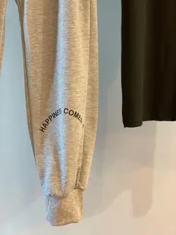 ست ۲تیکه تیشرت شلوار پنبه کش و شلوار نخی کد کد ۱۸۳۷