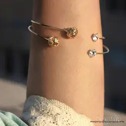 دستبند طرح کاموا