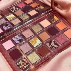 پالت سایه چشم مدل naughty برند هدی بیوتی