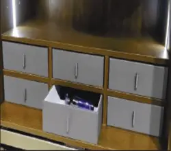 باکس چرمی کشویی فرنچ استایل سایز 10*40*27 فانتونی کد J947