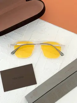 عینک آفتابی تام فرد مدل TOMFORD TF2162