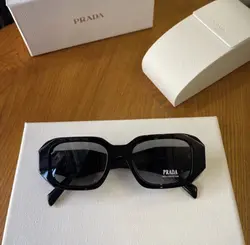 عینک آفتابی پرادا مدل PRADA SPR17WF