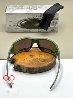 عینک ورزشی زنانه و مردانه اوکلی مدل پلاریزه OAKLEY oo9329