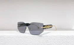 عینک آفتابی زنانه فندی مدل FENDI FE40066U