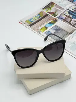 عینک آفتابی مردانه باربری مدل BURBERRY be4308
