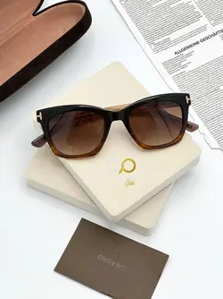 عینک آفتابی زنانه و مردانه تامفورد مدل TOMFORD tf977