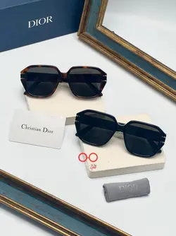 عینک آفتابی دیور مدل DIOR Signatureمدل S31