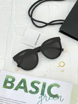 عینک آفتابی زنانه و مردانه جنتل مانستر مدل GENTLE MONSTER BLACK PETER