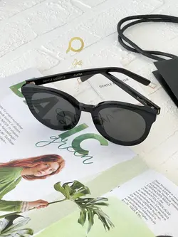 عینک آفتابی زنانه و مردانه جنتل مانستر مدل GENTLE MONSTER BLACK PETER