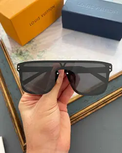 عینک آفتابی زنانه و مردانه لویس ویتون مدل LOUIS VUITTON Z1082E