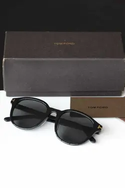 عینک آفتابی زنانه و مردانه تام فرد مدل TOM FORD TF752