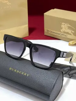 عینک آفتابی زنانه و مردانه باربری لندن مدل BURBERRY LONDON BE4309