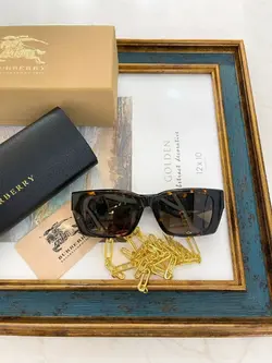 عینک آفتابی زنانه باربری مدل BURBERRY B4336