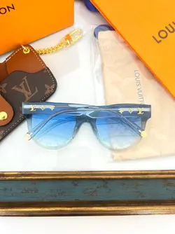 عینک آفتابی زنانه لویس ویتون مدل LOUIS VUITTON Z1526W