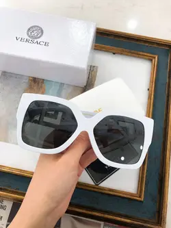 عینک آفتابی زنانه ورساچه مدل VERSACE VE4402