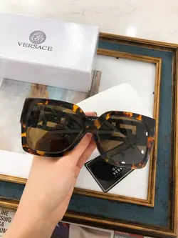 عینک آفتابی زنانه ورساچه مدل VERSACE VE4402