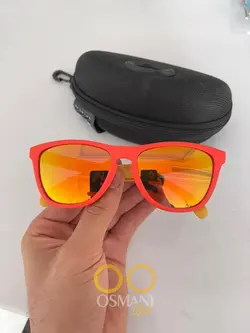 عینک آفتابی زنانه و مردانه اوکلی مدل OAKLEY FrogSkins