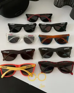 عینک آفتابی زنانه و مردانه اوکلی مدل OAKLEY FrogSkins