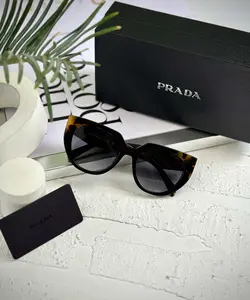 عینک آفتابی زنانه پرادا مدل PRADA SPR14W-F