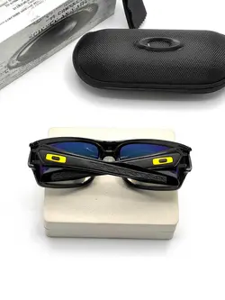 عینک آفتابی  زنانه و مردانه اوکلی مدل OAKLEY oo9263