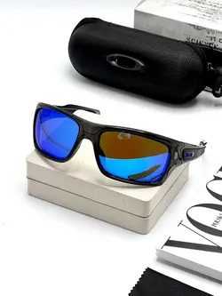 عینک آفتابی  زنانه و مردانه اوکلی مدل OAKLEY oo9263