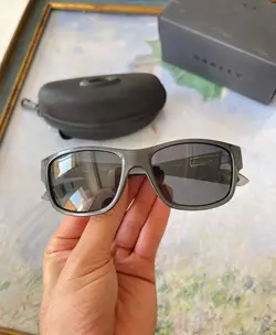 عینک ورزشی زنانه و مردانه اوکلی مدل OAKLEY JUPITER CARBON OO9220