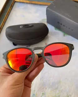 عینک ورزشی زنانه و مردانه اوکلی مدل OAKLEY LATCH