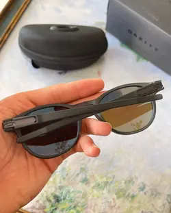 عینک ورزشی زنانه و مردانه اوکلی مدل OAKLEY LATCH